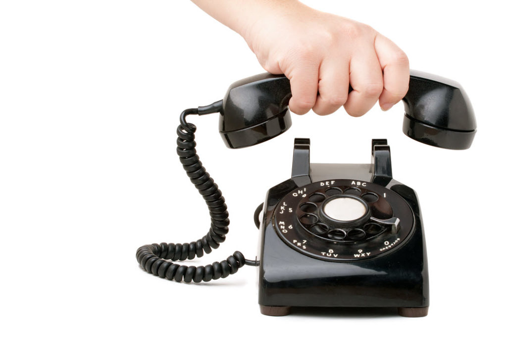 Salespeople should let the phone ring